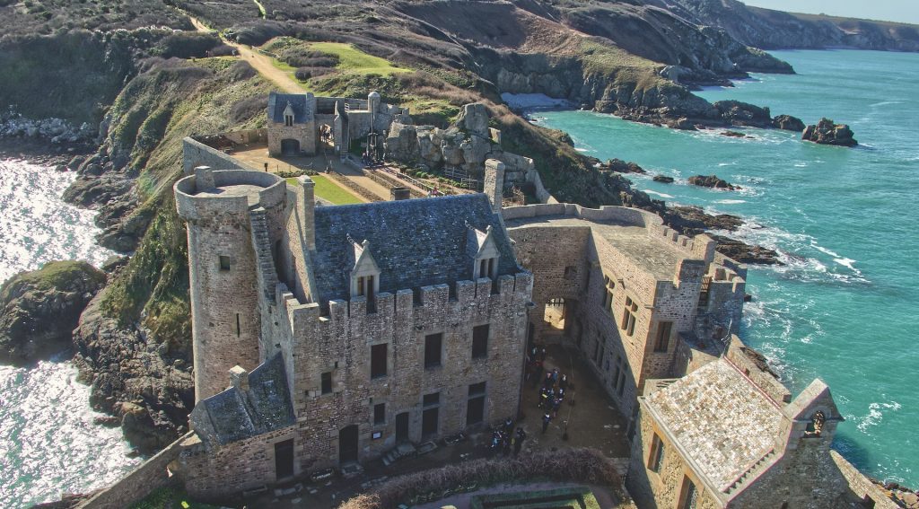 Visitez le Fort La Latte ou château de La Roche Goyon