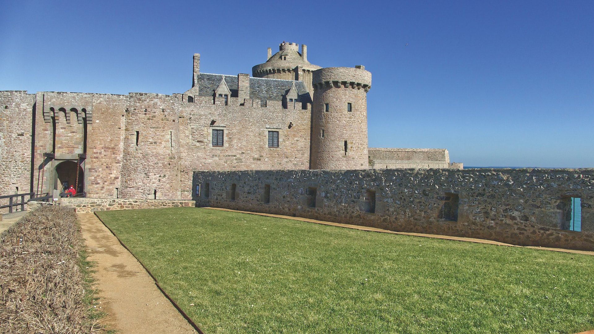 Visitez le Fort La Latte ou château de La Roche Goyon